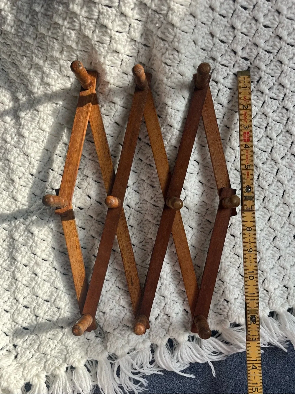 Vintage Wooden Expandable Peg Rack - Warm Brown Wall Decor